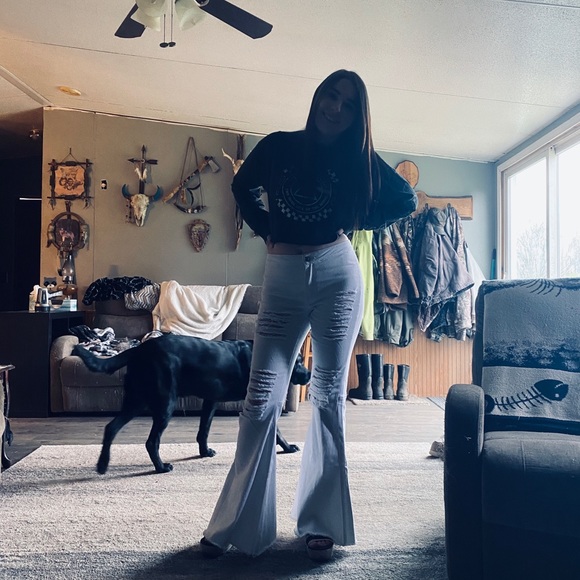 Meet your Posher, Stephanie - Picture 5 of 14